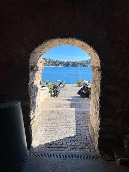Loft - Centre Historique Apartment Villefranche-sur-Mer Bagian luar foto