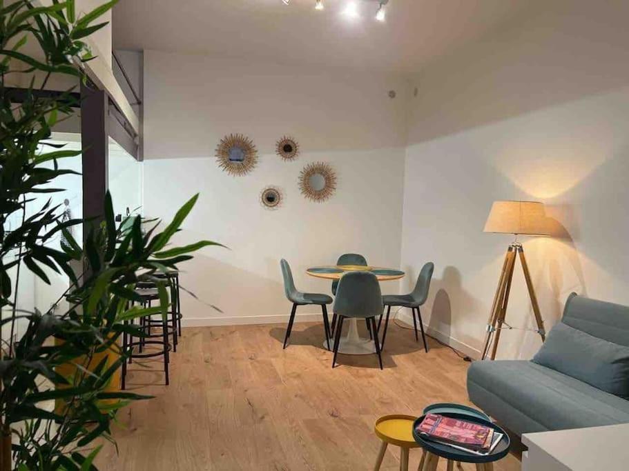 Loft - Centre Historique Apartment Villefranche-sur-Mer Bagian luar foto