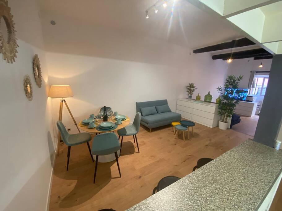 Loft - Centre Historique Apartment Villefranche-sur-Mer Bagian luar foto