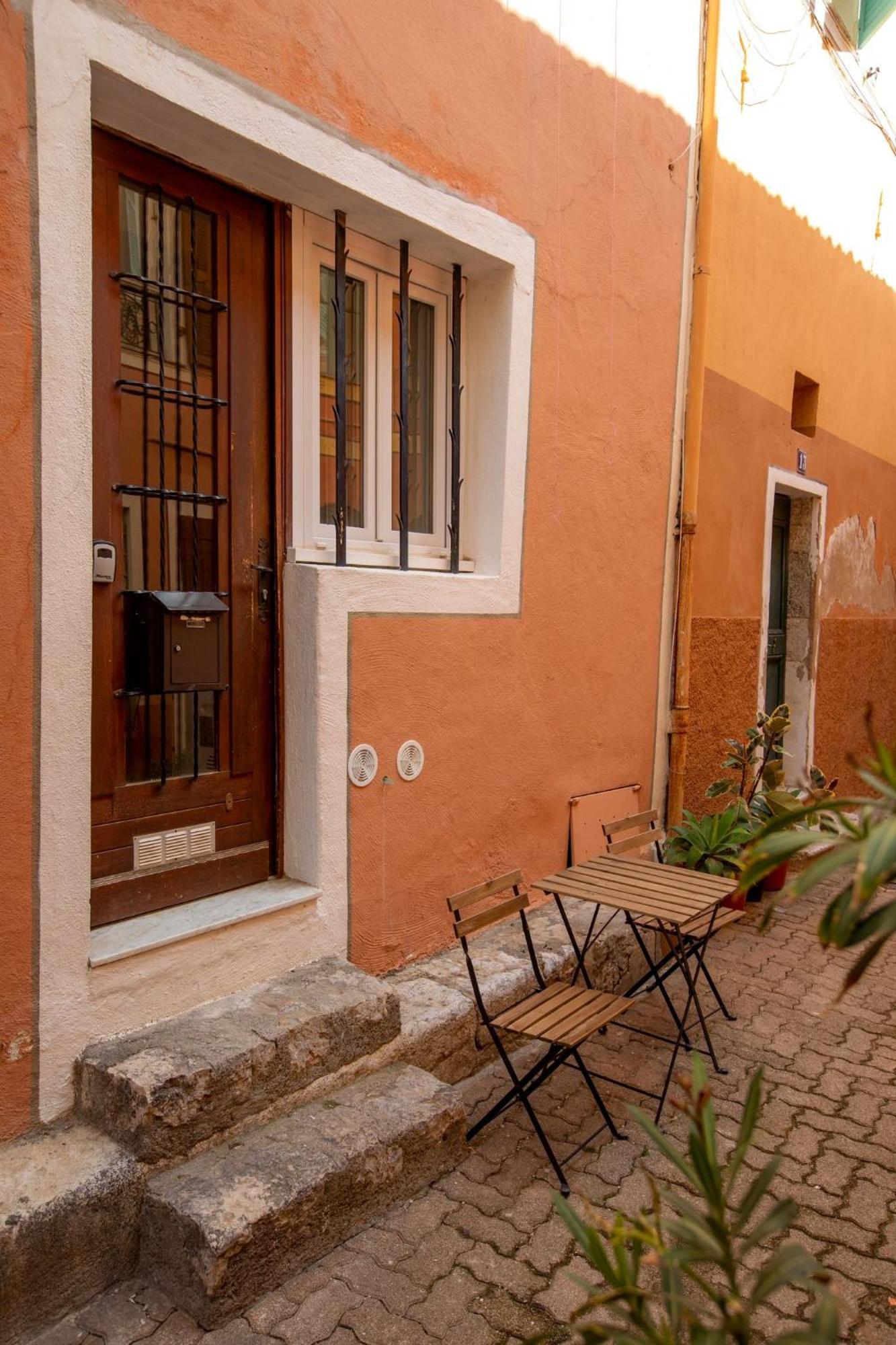 Loft - Centre Historique Apartment Villefranche-sur-Mer Bagian luar foto